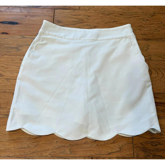 Vineyard Vines Dresses & Skirts - Vineyard Vines  Performance Scallop Skort Sz 0 Athletic Skirt White Golf Tennis
